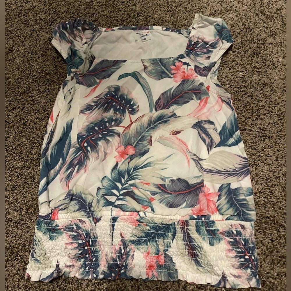 Abercrombie kids short sleeve shirts